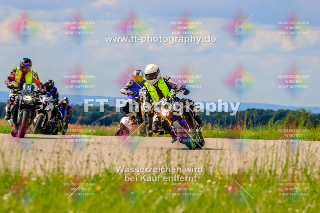 MotoTeam-0852 | Hier findet Ihr Bilder von Touristenfahrten auf der Nürburgring Nordschleife oder von anderen Veranstaltungen die ich besucht habe. Viel Spass beim Durch Schauen 