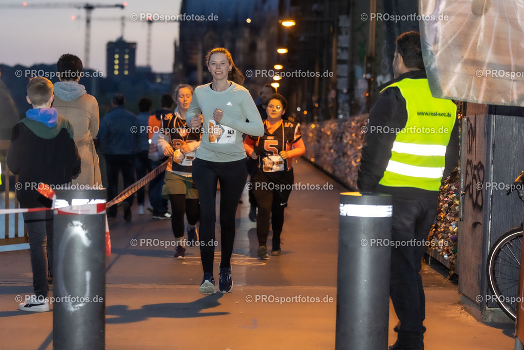 16. OBI Nachtlauf des ASV Koeln; Koeln, 17.05.23 | Impressionen vom 16. OBI Nachtlauf des ASV Koeln am 17.05.23 an Rheinpromenade und Tanzbrunnen in Koeln (Deutschland). Foto: BEAUTIFUL SPORTS/Ulrich Fassbender