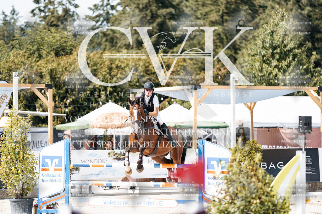 CK901211 | Turnierfotografie Pferdefotografie Trier Rheinland-Pfalz Pferdesport Reitsport Tierfotografie Sportfotografie Pferdevideo Pferdevideografie Equestrianvideography equestrianphotography  - Realisiert mit Pictrs.com