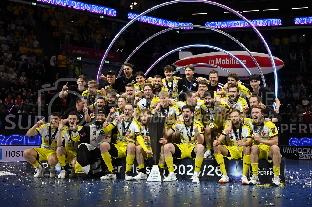 Zug United - HC Rychenberg - 25. April 2026 | Der HCR ist zum ersten Mal Schweizer Meister am L-UPL Superfinal-Spiel zwischen Zug United und HC Rychenberg am 25. April 2026 in der BCF Arena, Fribourg, Schweiz.Bild: Sportfotografie Markus Aeschimann | www.markus-aeschimann.ch - Realisiert mit Pictrs.com