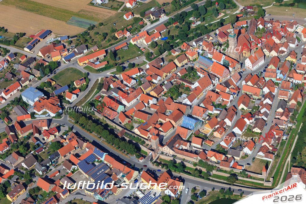 Luftbild von  Wolframs-eschenbach - Luftaufnahme wurde 2015 von https://frankenair.de mittels Flugzeug (keine Drohne) erstellt - die Geschenkidee