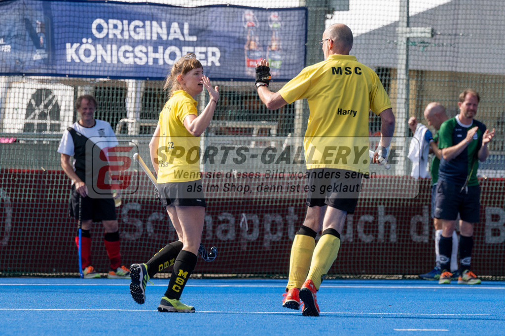 SFE_20240817_0048 | Krefeld, Deutschland, 17.08.2024:  European Cup for Recreational Hockey Players im KTHC Stadion Rot-Weiss Köln Tennis and Hockey Club am 17.08.2024 in Krefeld, Deutschland. (Foto von Stephan Fehrmann)Krefeld, Germany, 17.08.2024: European Cup for Recreational Hockey Players in KTHC Stadion Rot-Weiss Köln Tennis and Hockey Club at 17.08.2024 in Krefeld, Deutschland. (Foto from Stephan Fehrmann)