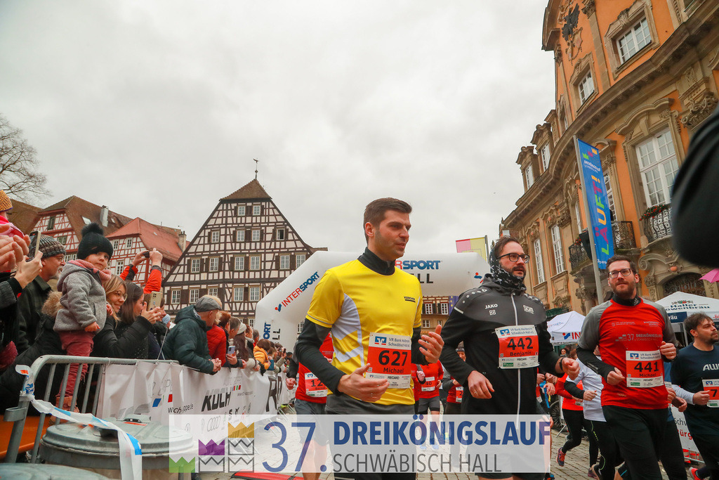 VR Bank Hauptlauf 10000m | 3 Koenigslauf 2023 - Realisiert mit Pictrs.com