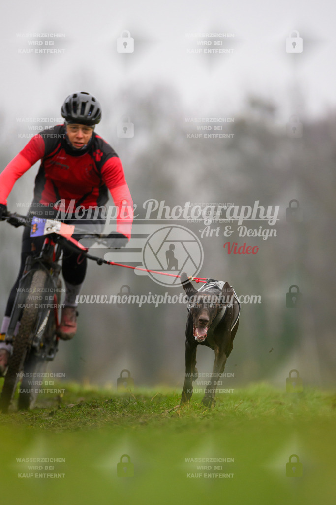 MompixPhotography_CDF2023_FFST_Di_Bike1-55 | PayLife