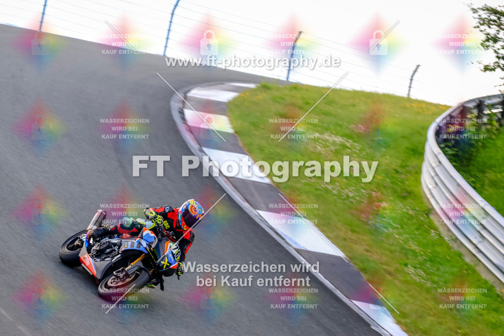 _TCM4115 | Hier findet Ihr Bilder von Touristenfahrten auf der Nürburgring Nordschleife oder von anderen Veranstaltungen die ich besucht habe. Viel Spass beim Durch Schauen 