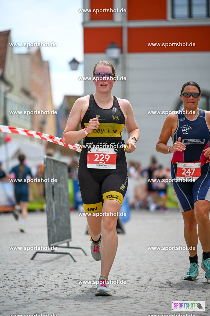 SZI_7822 | Stadttriathlon Erding 2025. #yourpictrs #sportshot_your_pictrs @Sportshotphotography #stadttriathlonerding Copyright: www.sportshot.de