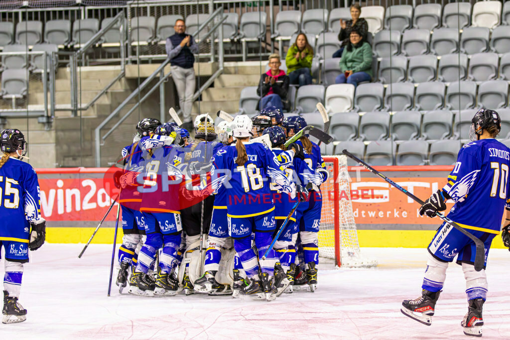Eishockey DEBL 2023/24 | Eishockey DEBL 2023/24, KAC Frauen - Villach Lady Hawks am 27.09.2023 in Klagenfurt (Heidi Horten Arena), Austria, (Photo by Ernst Krawagner sport-fan.at) - Realisiert mit Pictrs.com