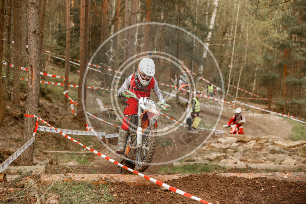 4TaktLauf1-225 | koppe-media - Realisiert mit Pictrs.com