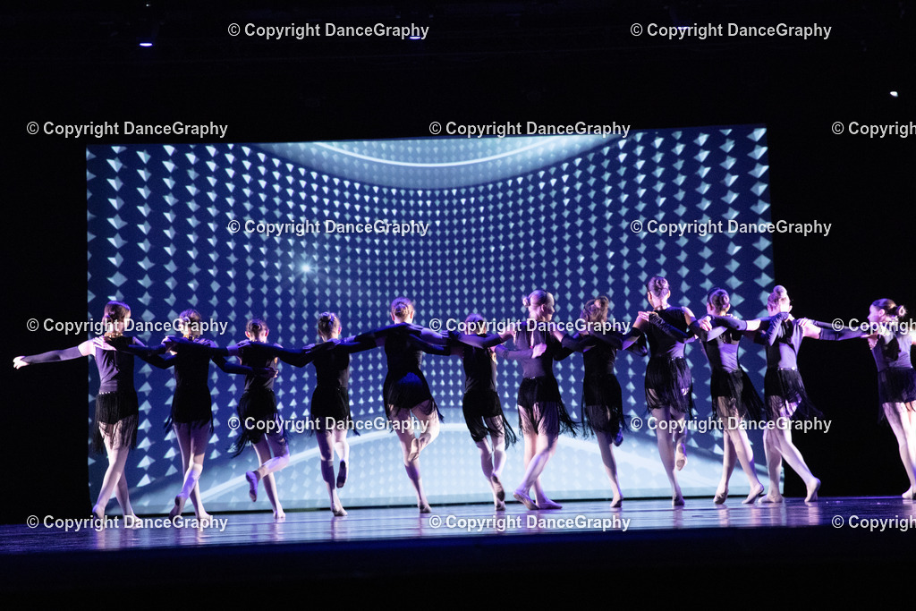 GPHY6210 | DanceGraphy - Realisiert mit Pictrs.com