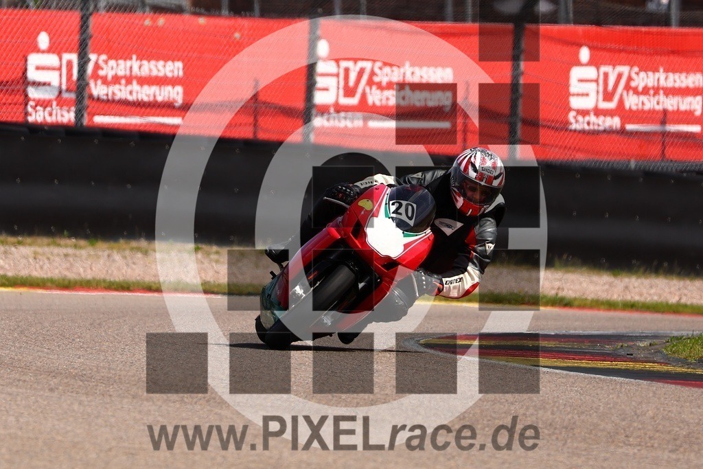 0020-20250527_05047 | Schöne Erinnerungen an spannende Momente - das festzuhalten ist unser Job. PIXELrace.de ist seit 2003 auf den Rennstrecken Europas unterwegs um die Action draußen beim Fahren und die wunderbare Stimmung imm Fahrerlager für euch einzufangen.