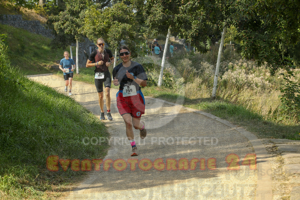 250824_1446_EX1_7524 | Sportfotografie im Rhein-Sieg Kreis, Köln, Bonn, NRW, Rheinland Pfalz, Hessen, etc. Unser Tätigkeitsfeld umfasst den Laufsport vom Volkslauf über den Marathon, Duathlon, Triathon bis zum Ultralauf wie Kölnpfad Ultra oder Schindertrail.