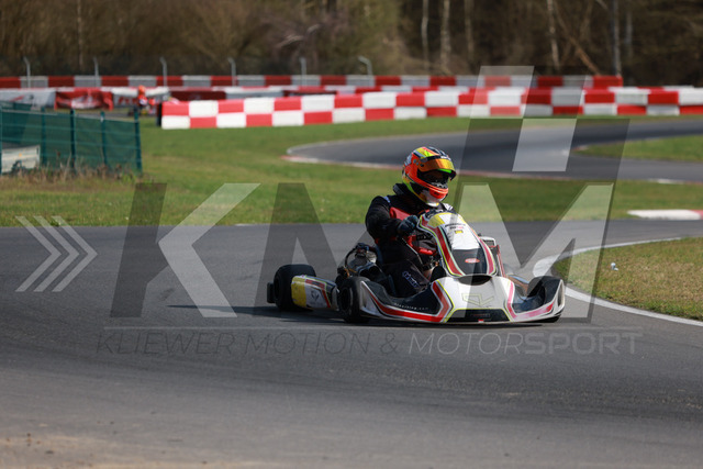 0DKP1724 | Kliewer Motion & Motorsport - Realisiert mit Pictrs.com