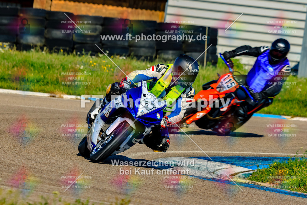 006-1760 | Hier findet Ihr Bilder von Touristenfahrten auf der Nürburgring Nordschleife oder von anderen Veranstaltungen die ich besucht habe. Viel Spass beim Durch Schauen 