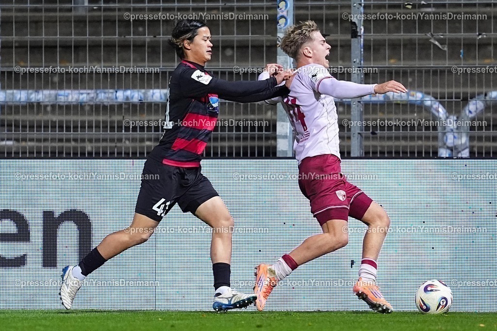 xYDR31102501123 | 31.10.2025, xydrx, Fußball, 3.Liga, FC Viktoria Köln - FC Ingolstadt 04, Saison 2025 2026, Sportpark Höhenberg: Soichiro Kozuki (FC Viktoria Köln #41) im Zweikampf gegen Max Plath (FC Ingolstadt #14)  DFB regulations prohibit any use of photographs as image sequences and or quasi-video.