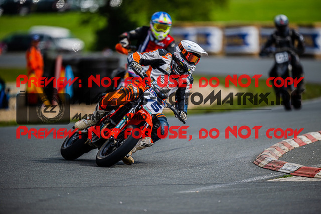 MaZZes_FotoMatrix_220904_9780 | UE40