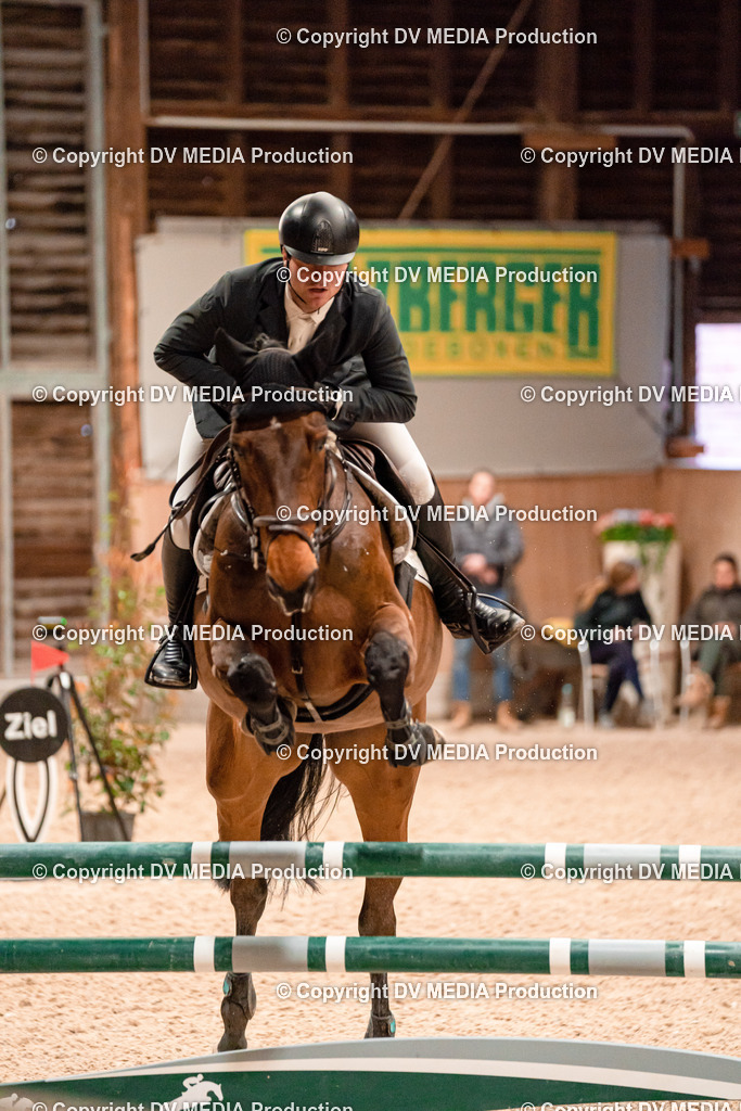 Springen Tag 1-368 | dv-media-shop - Realisiert mit Pictrs.com