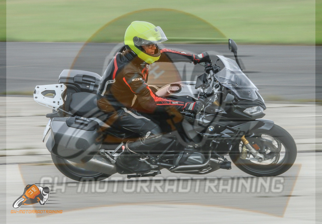 IMG_0516 | gh-motorradtraining-foto.de - Realisiert mit Pictrs.com