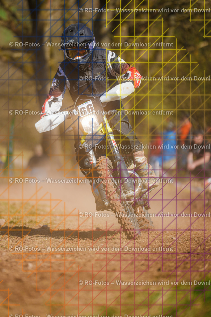 3 Lauf Mernes-941 | Sportfotografie von RO-Fotos: Motorsport, Motocross, Enduro, Laufveranstaltungen und Triathlon. Professionelle Fotos von Sportlern und Events. - Realisiert mit Pictrs.com