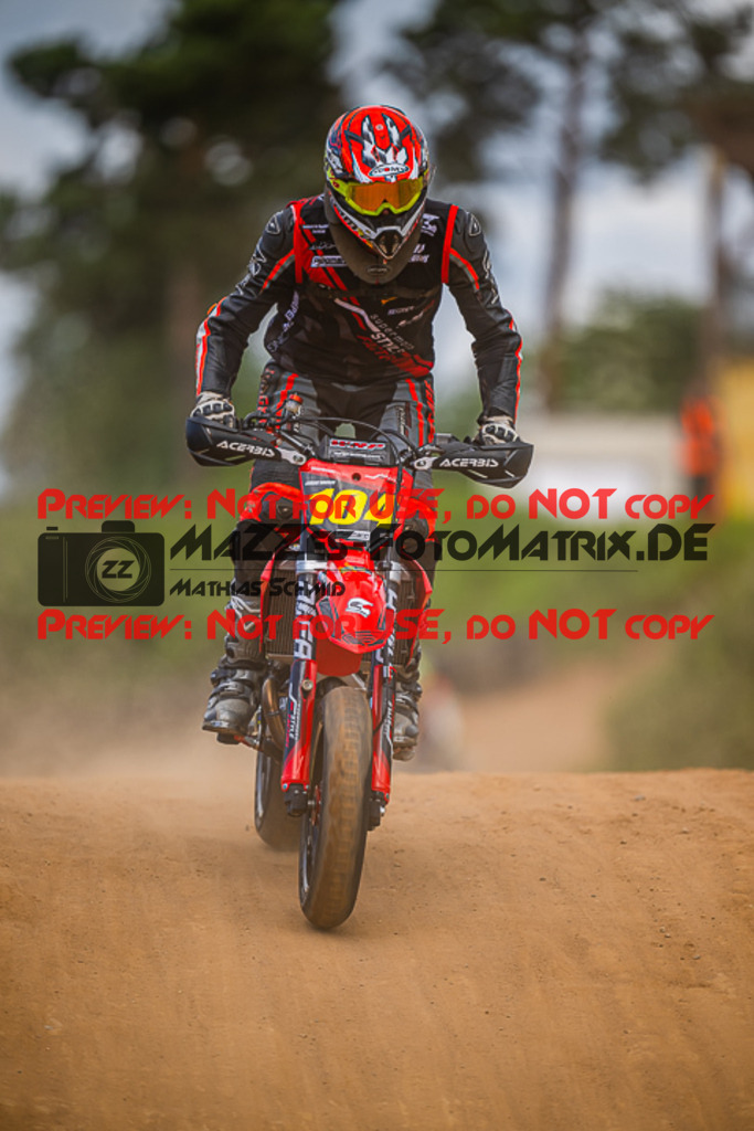 MaZZes_FotoMatrix_220528_5919 | Fotograf Mathias Schmid
Sportfotograf,
Eventfotograf,
Hochzeitsfotograf,
Portraitfotograf