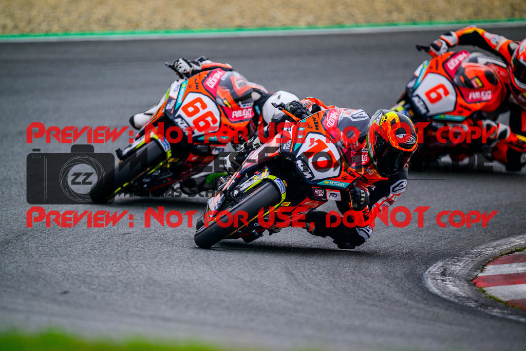 MaZZes_FotoMatrix_240602_6007705_8935 | SSP300