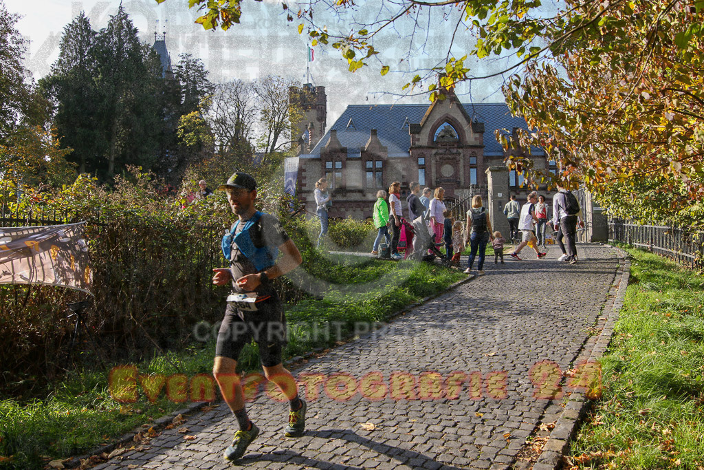 221030_1144_EV8_5183 | Sportfotografie im Rhein-Sieg Kreis, Köln, Bonn, NRW, Rheinland Pfalz, Hessen, etc. Unser Tätigkeitsfeld umfasst den Laufsport vom Volkslauf über den Marathon, Duathlon, Triathon bis zum Ultralauf wie Kölnpfad Ultra oder Schindertrail.