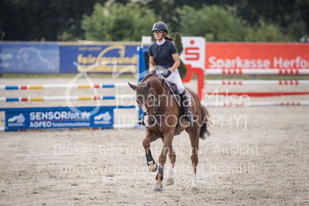 230622_PfSpTa_SprPfA2-113 | Deine schönsten Turniermomente als professionelle Fotos! Entdecke hochwertige Pferdesport-Fotografie im Online-Shop. Jetzt Fotos finden & bestellen!