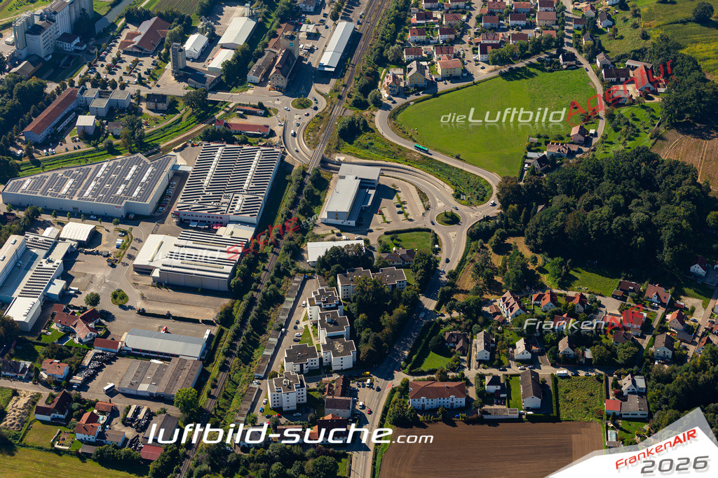 Aktuelles Luftbild von  Aichach Kauf mit Lizenz / Bildrechten möglich- Die Luftaufnahme wurde 2021 mittels UL-Flugzeug erstellt ( keine Drohne ) - hochauflösende Kamera-Systeme von  Canon -Beste Qualität - Für grossformatige Ausdrucke geeignet. Die Geschenkidee !