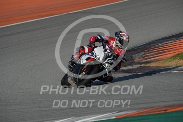 2025_03_28_PBK_12151 | Sportfotografie; SlowMotion; Video; Rennstrecke; Hafeneger; Speer; Racing; RSE; BMW; CBO; Trackday; Motorsportarena; Hockenheimring; Brno; Most; Barcelona; Valencia