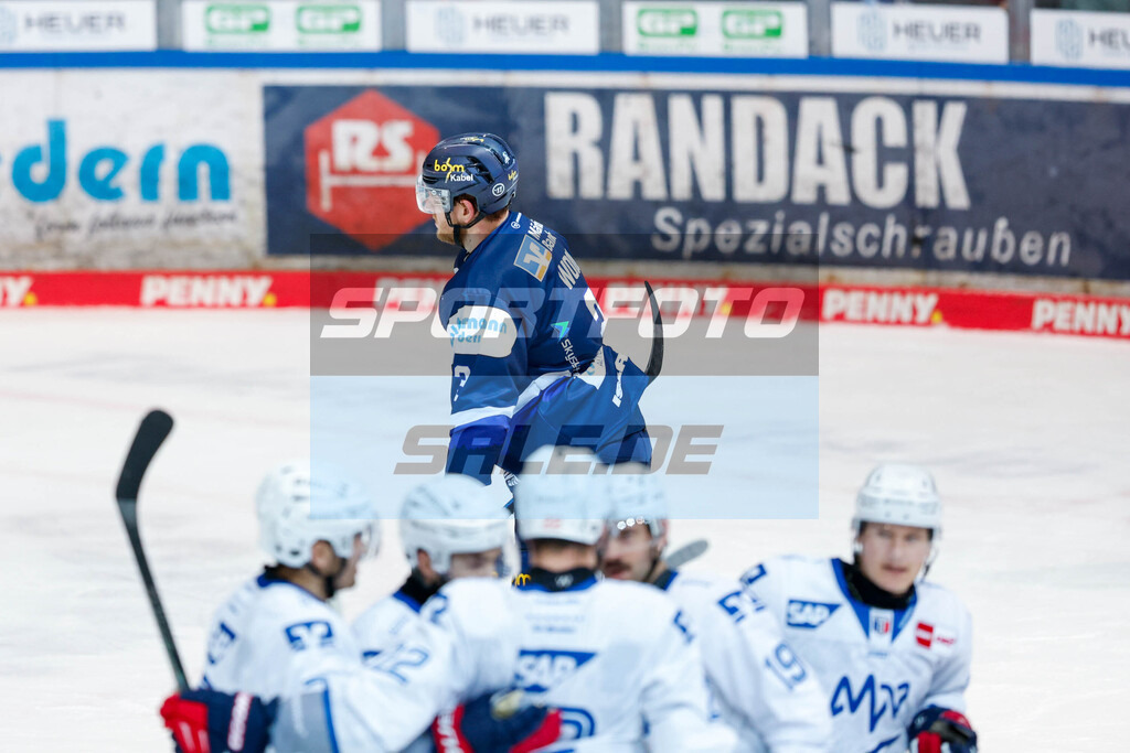 Eishockey | Kyle Wood - © Sportfoto-Sale (Jan Brüggemann) - Realisiert mit Pictrs.com