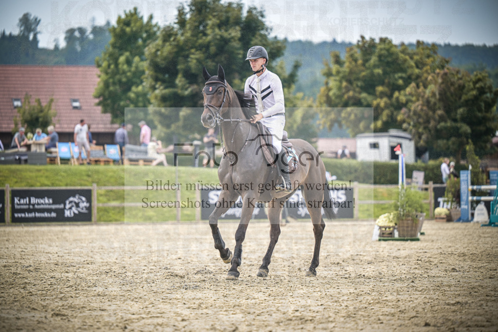 DOS_2279 | Entdecke hochwertige Reitturnierfotos von Foto Oger. Professionell, emotional und authentisch – jetzt Lieblingsmomente im Shop bestellen.Deutschlandweite Turnierfotografie. - Realisiert mit Pictrs.com