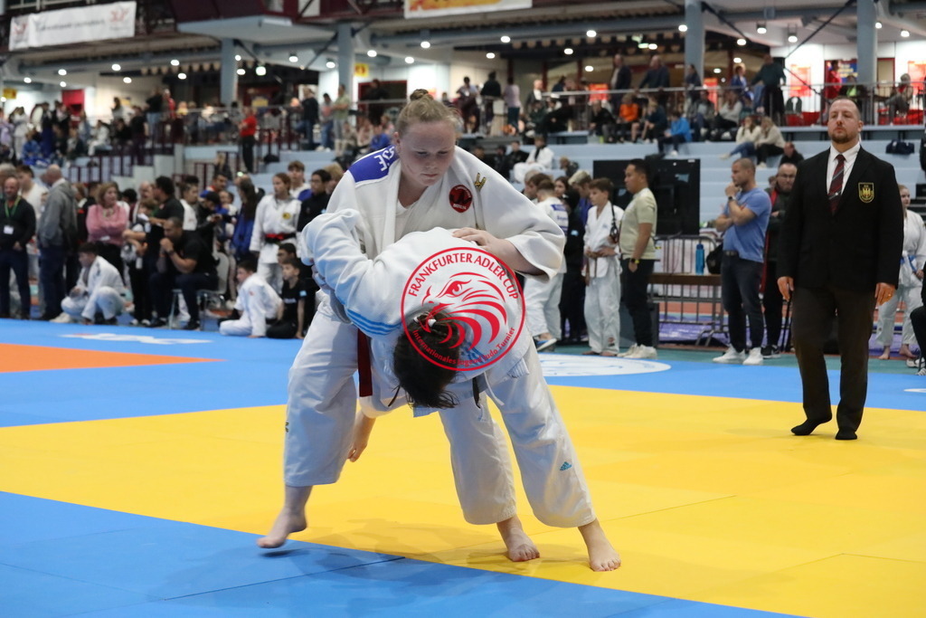 1J7A2563 | Fotos vom Adler Cup - Pictures from Adler Cup

Hier findet Ihr alle Eindrücke und großen Momente der Adler Cup Wochenenden. Here you will find all impressions and great moments of the Adler Cup weekends. - Realisiert mit Pictrs.com