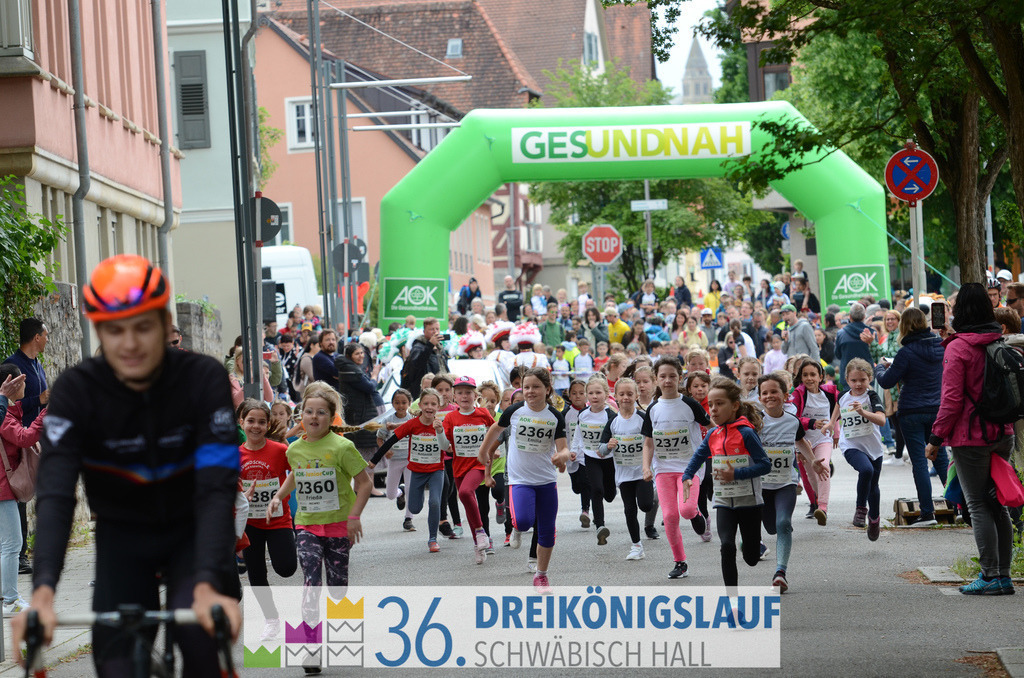 AOK Junior Cup 400m | 3Königslauf 2022 AOK Junior Cup 400m - Realisiert mit Pictrs.com