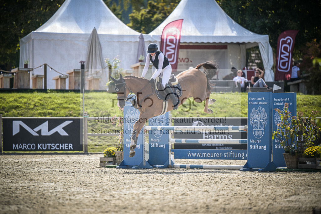 DOS_8387 | Entdecke hochwertige Reitturnierfotos von Foto Oger. Professionell, emotional und authentisch – jetzt Lieblingsmomente im Shop bestellen.Deutschlandweite Turnierfotografie. - Realisiert mit Pictrs.com
