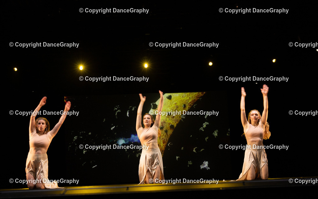 GPHY4179 | DanceGraphy - Realisiert mit Pictrs.com