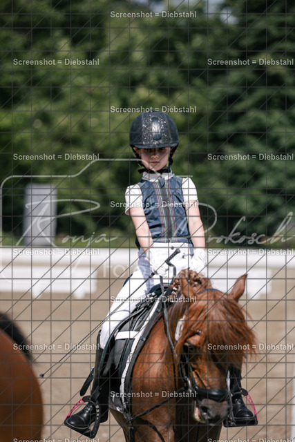_W6A2143 | ronjaprokoschfotografie - Realisiert mit Pictrs.com