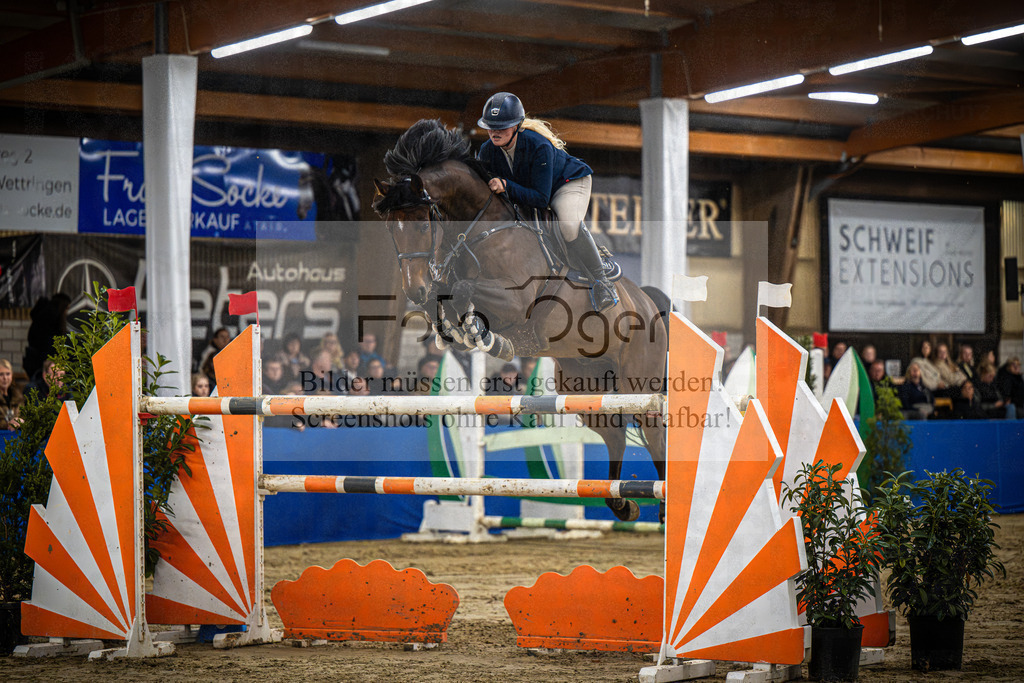 DOS_1598 | Entdecke hochwertige Reitturnierfotos von Foto Oger. Professionell, emotional und authentisch – jetzt Lieblingsmomente im Shop bestellen.Deutschlandweite Turnierfotografie. - Realisiert mit Pictrs.com