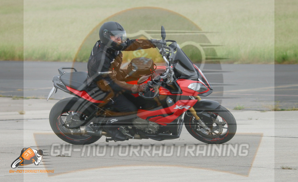 IMG_2865 | gh-motorradtraining-foto.de - Realisiert mit Pictrs.com