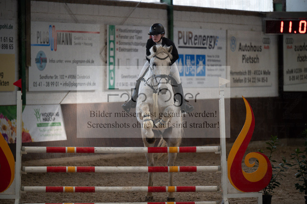 Hallenreittunier Voxtrup 2023 | Entdecke hochwertige Reitturnierfotos von Foto Oger. Professionell, emotional und authentisch – jetzt Lieblingsmomente im Shop bestellen.Deutschlandweite Turnierfotografie. - Realisiert mit Pictrs.com