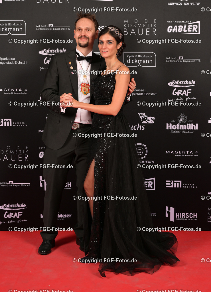 20240114-fge-fotos-0415 | Eröffnungsball der FGE am 14.01.2024 im Alten Stadttheater in Eichstätt. - Realisiert mit Pictrs.com