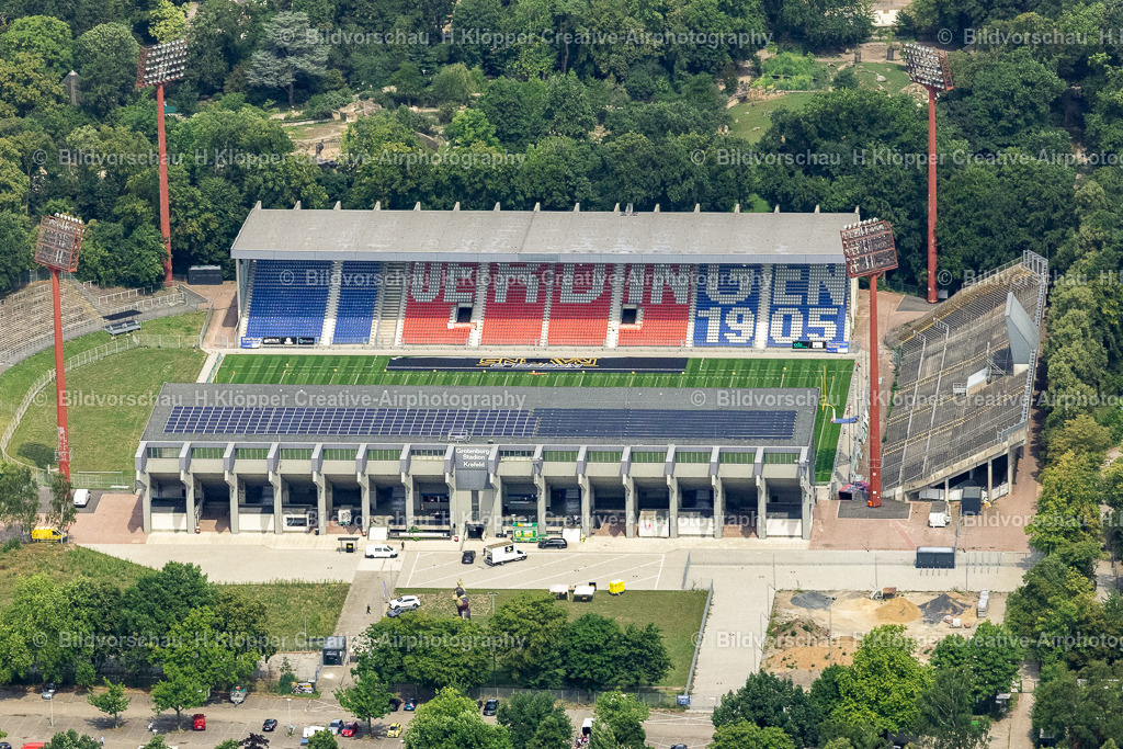 Lufbilder Krefeld-5518 | Sportstätten-Gelände der Arena des Stadion Grotenburg-Stadion an der Tiergartenstraße in Krefeld im Bundesland Nordrhein-Westfalen. - Realisiert mit Pictrs.com