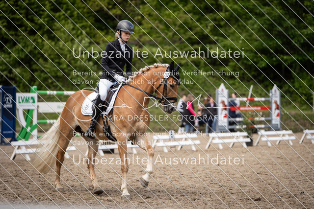 Bad_Meinberg_05857 | saradresslerfotografie - Realisiert mit Pictrs.com
