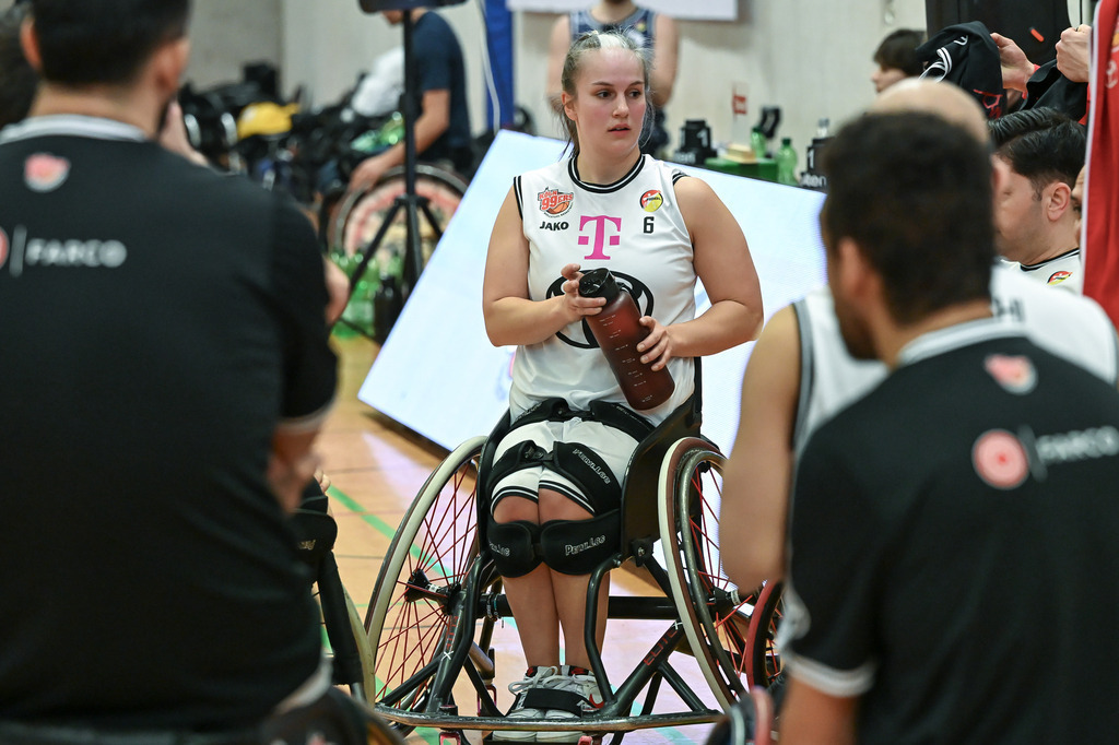 gml_030 | Fotos von Basketballspielen aus dem Raum NRW fotografiert von Gero Mueller-Laschet und Daniel Schaefer - Realisiert mit Pictrs.com