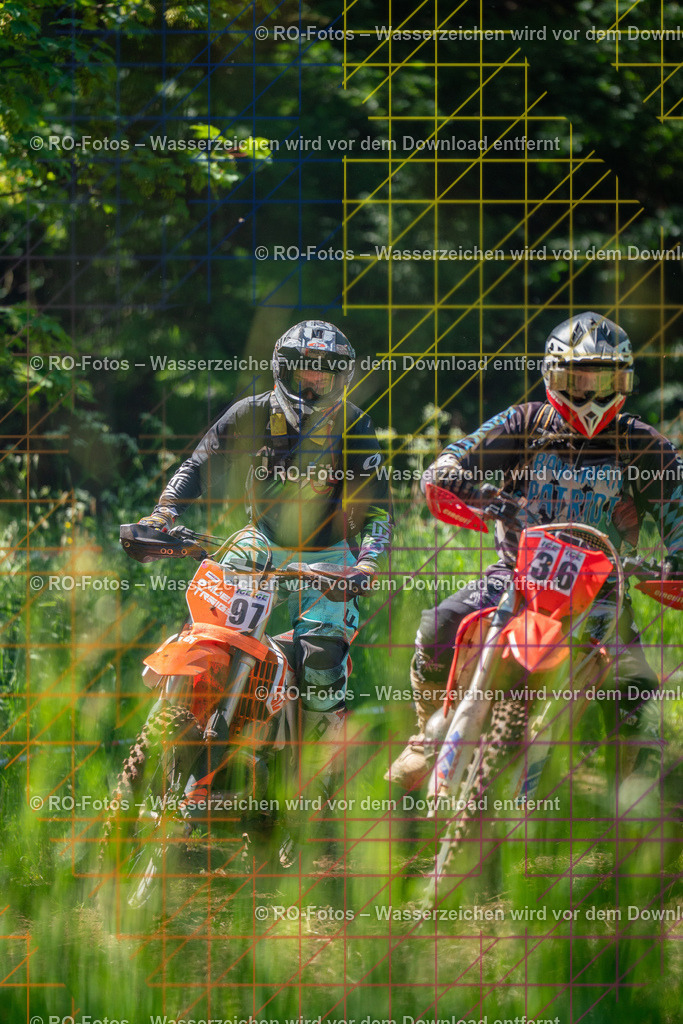 Wolfshausen 2 Lauf -298 | Sportfotografie von RO-Fotos: Motorsport, Motocross, Enduro, Laufveranstaltungen und Triathlon. Professionelle Fotos von Sportlern und Events. - Realisiert mit Pictrs.com