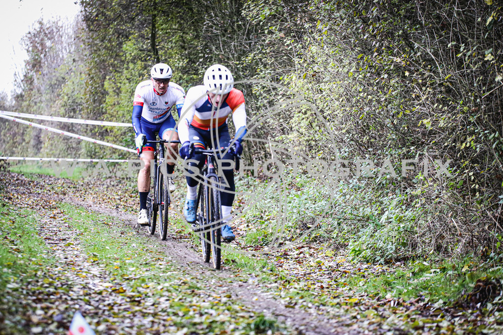 ..... | AUSTRIA, 24.11.24, 3.Radquerfeldein GP um das Sportzentrum Gunskirchen Image shows: Photo: Wapics / Andreas Willdoner