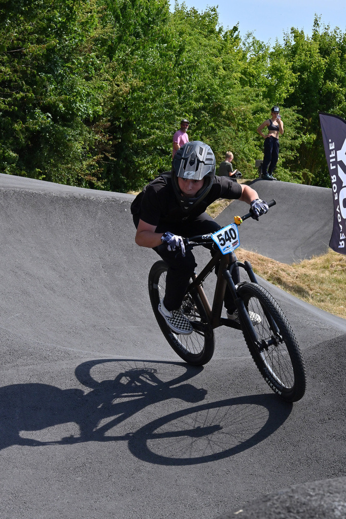 DSC_6680-cam-florian | German Pumptrack Series - Realisiert mit Pictrs.com