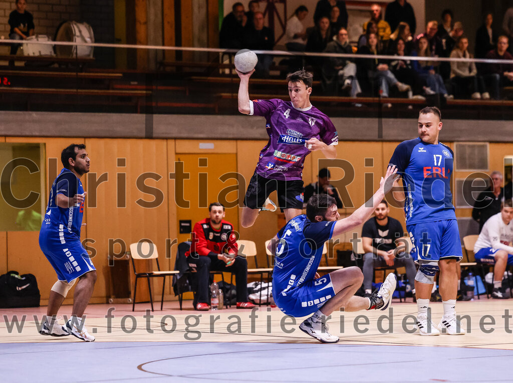 2024-11-09_064_SpVgg_Altenerding_II_gegen_HC_Deggendorf | Erding, Deutschland, 09.11.2024:Handball, Bezirksliga Männer Ost 2024 / 2025, 4. Spieltag, SpVgg Altenerding II gegen HC Deggendorf, Endergebnis: 25:24Foto: Christian Riedel / fotografie-riedel.net