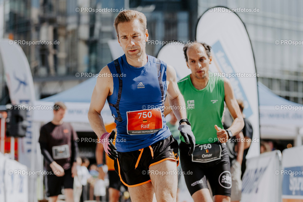 240825_Treppenlauf-215 | Professionelle Fotos Ihrer Laufsportveranstaltung.