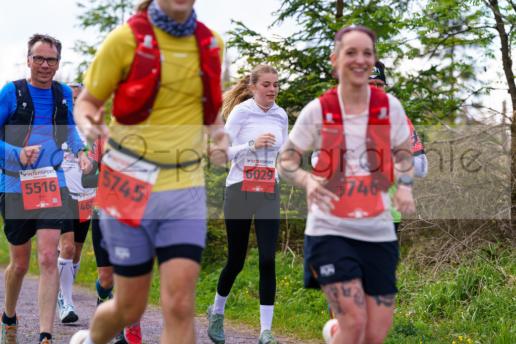 Rennsteiglauf Marathon 2025 | Marathon von Neuhaus/Rwg. nach Schmiedefeld/Rstg. am 17. Mai 2025
