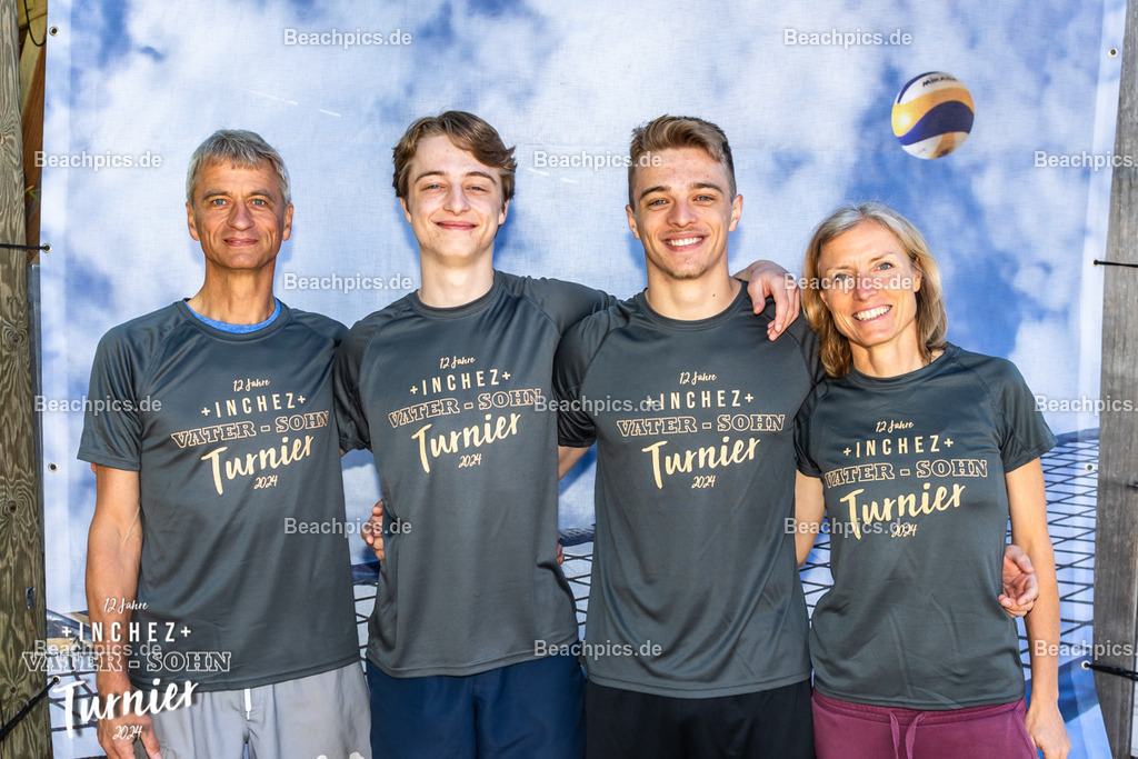 2024-00099898-Vater-Sohn-Turnier-2 | 09.05.2024; Berlin Foto: Gerold Rebsch - www.beachpics.de