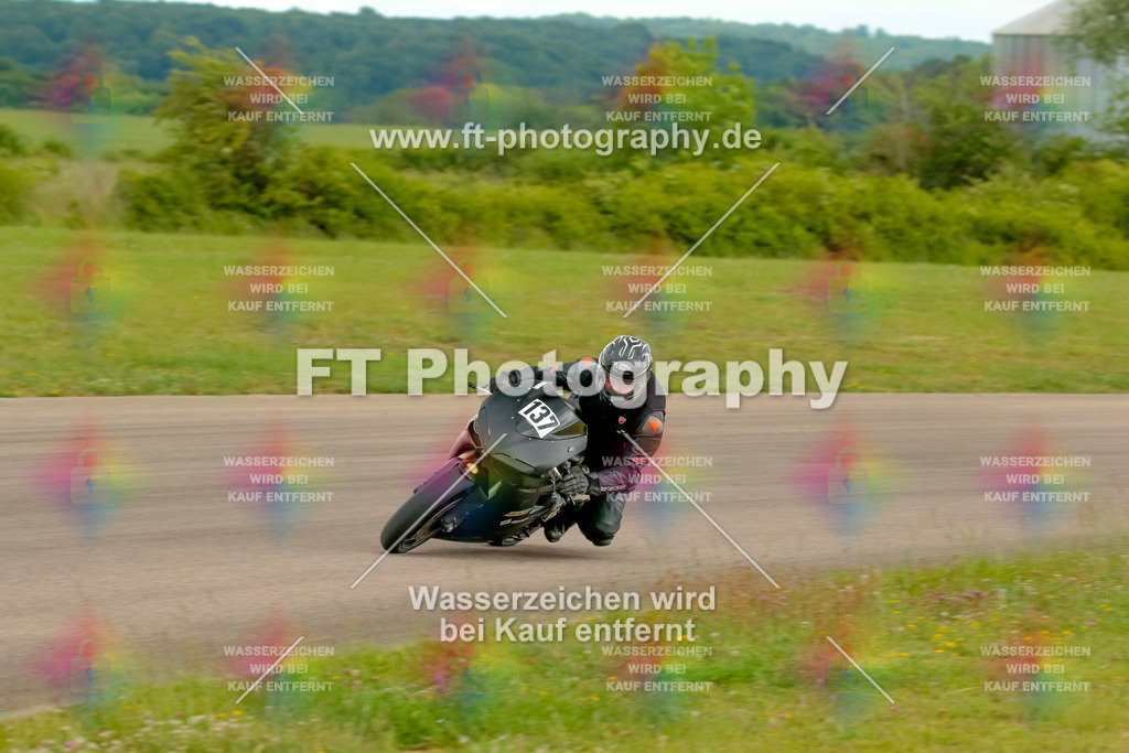 _7D21740 | Hier findet Ihr Bilder von Touristenfahrten auf der Nürburgring Nordschleife oder von anderen Veranstaltungen die ich besucht habe. Viel Spass beim Durch Schauen 